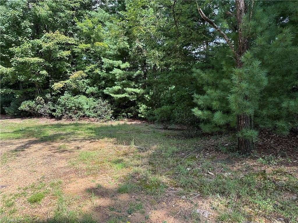1.43 Acres of Residential Land for Sale in Purlear, North Carolina