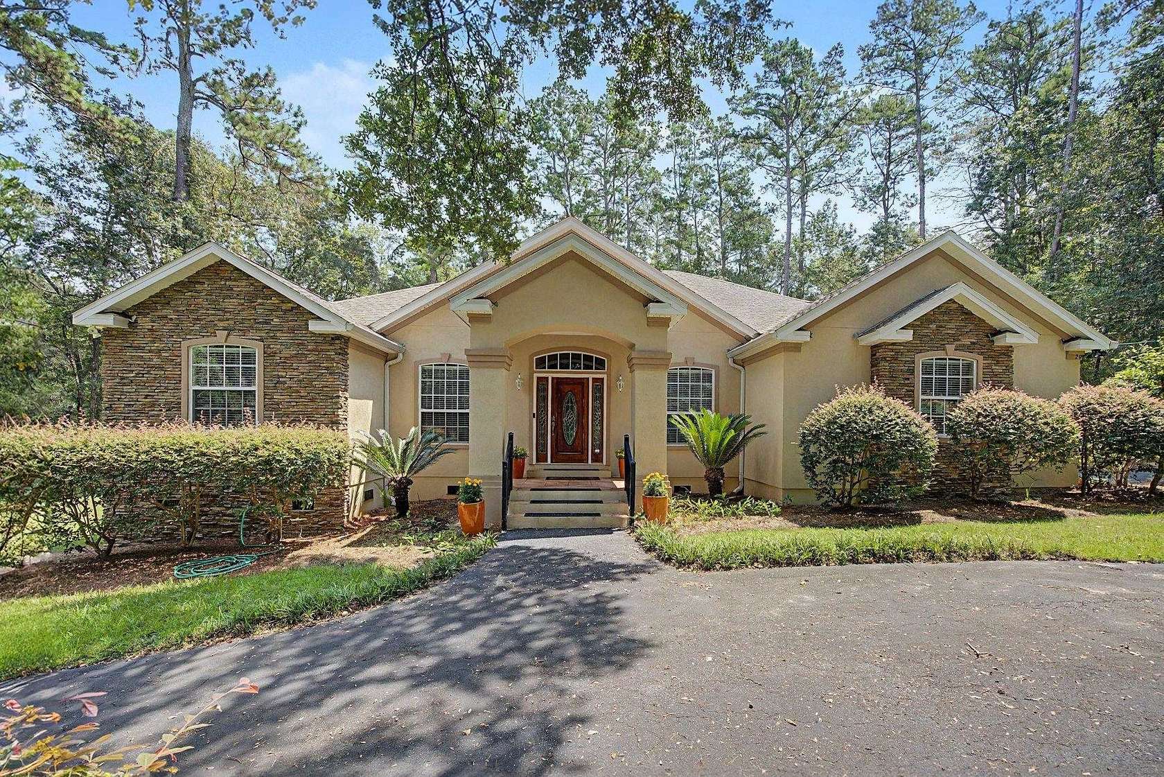2.27 Acres of Land with Home for Sale in Tallahassee, Florida