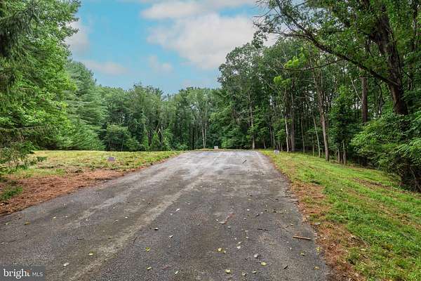 3 Acres of Residential Land for Sale in Sykesville, Maryland