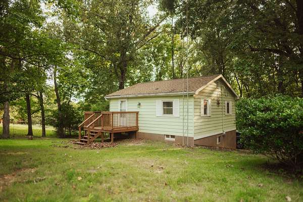 2 Acres of Land with Home for Sale in Eddyville, Kentucky