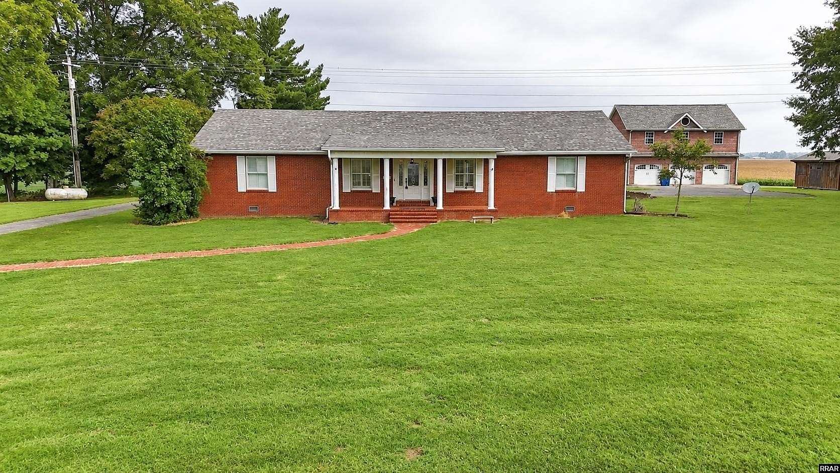 1.7 Acres of Land with Home for Sale in Fulton, Kentucky