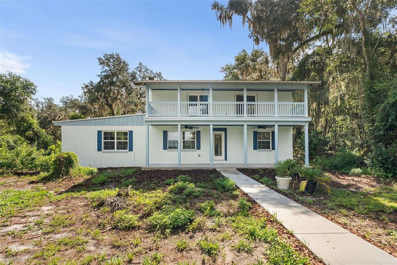 1.7 Acres of Land with Home for Sale in Hawthorne, Florida