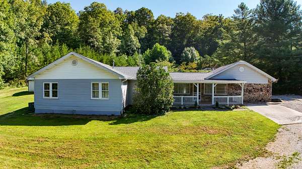 5 Acres of Land with Home for Sale in Rockholds, Kentucky