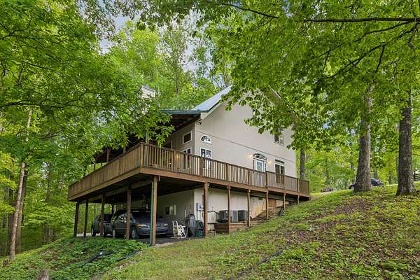 5.22 Acres of Land with Home for Sale in Franklin, Tennessee