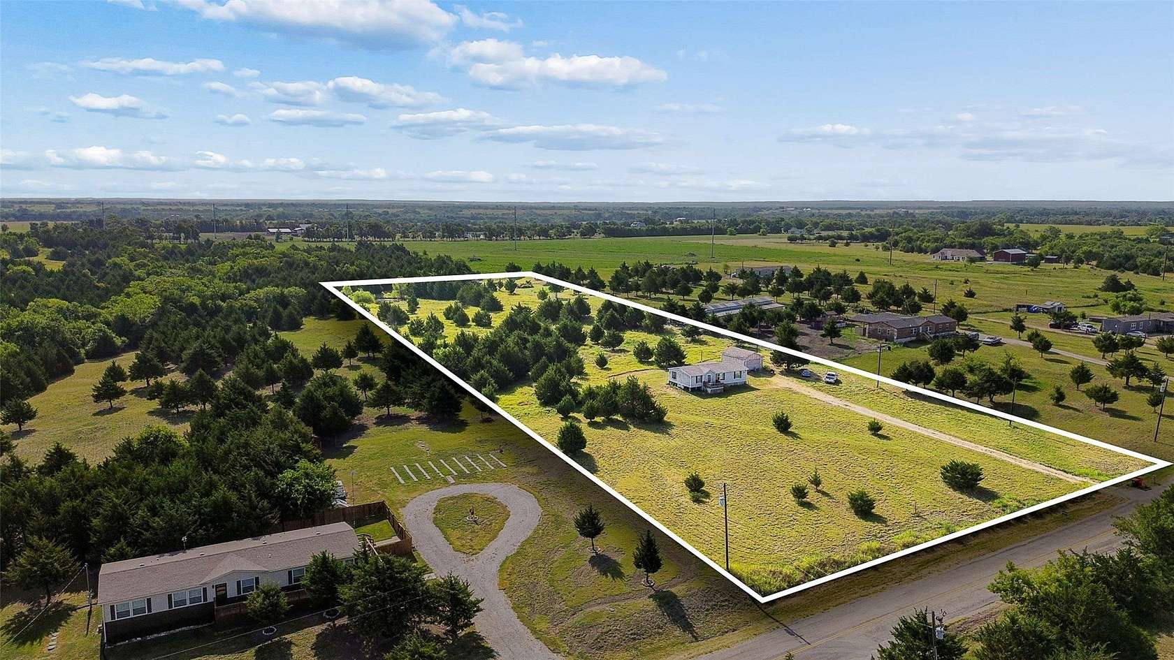 5 Acres of Residential Land for Sale in Blue Ridge, Texas