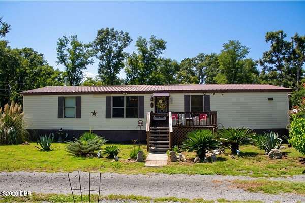 1.74 Acres of Land with Home for Sale in Jasper, Florida