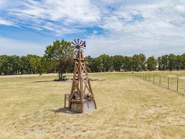 13 Acres of Land for Sale in Bowie, Texas