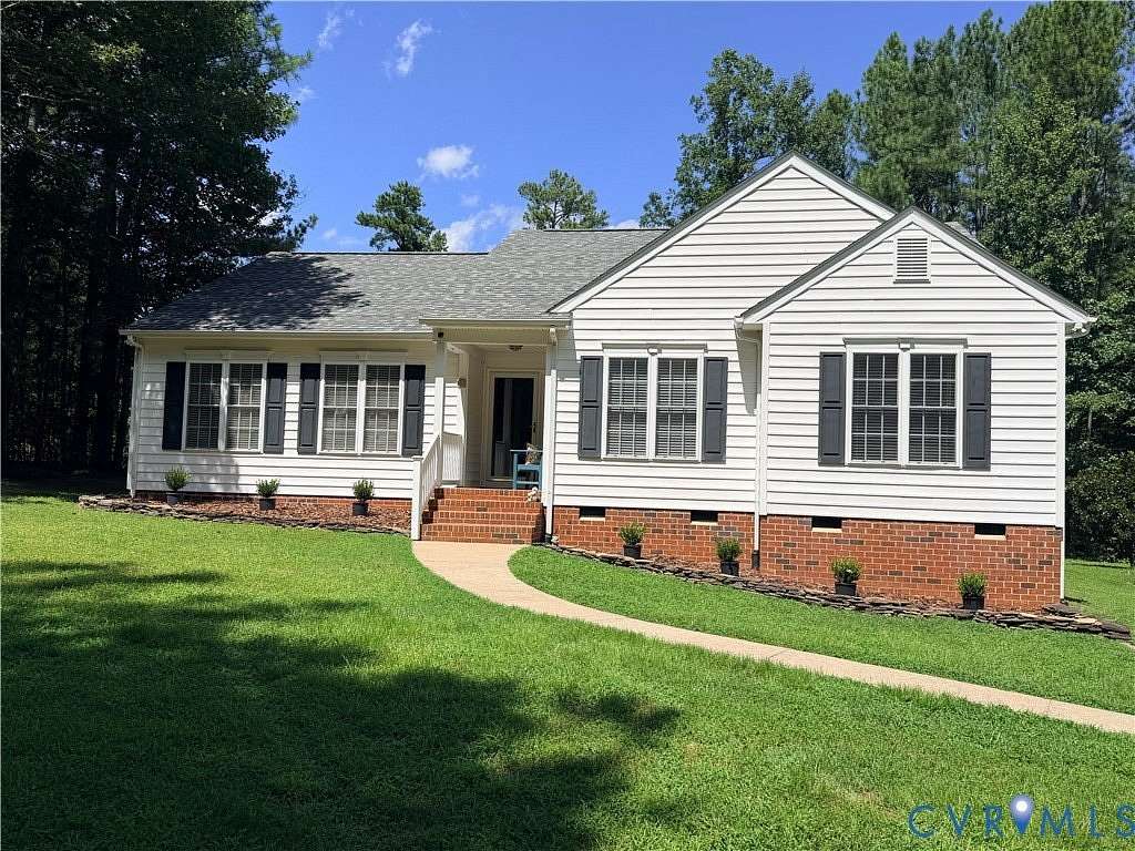 2.39 Acres of Land with Home for Sale in Montpelier, Virginia