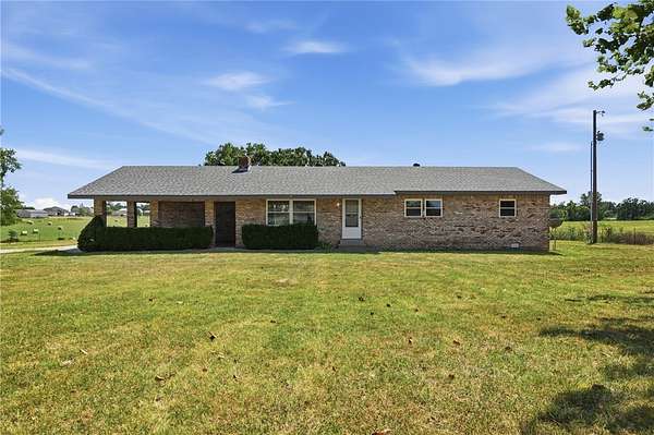 1.75 Acres of Land with Home for Lease in Gravette, Arkansas