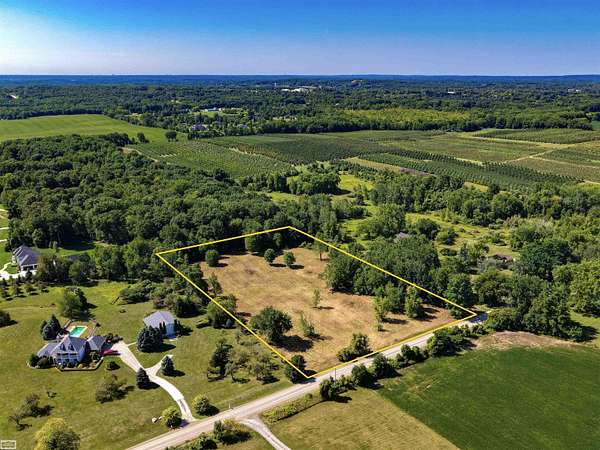 5.16 Acres of Residential Land for Sale in Romeo, Michigan
