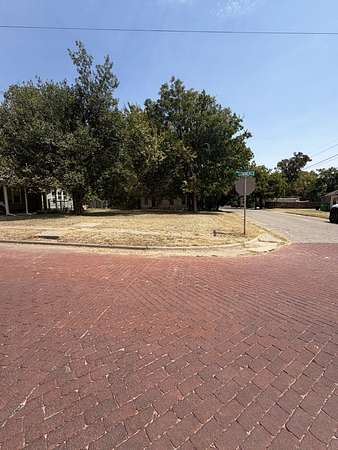 0.12 Acres of Residential Land for Sale in Gainesville, Texas