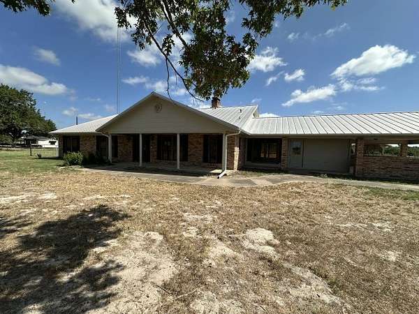 6.5 Acres of Land with Home for Sale in Canton, Texas