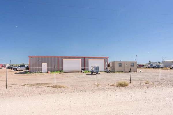 6 Acres of Improved Mixed-Use Land for Sale in Stanton, Texas