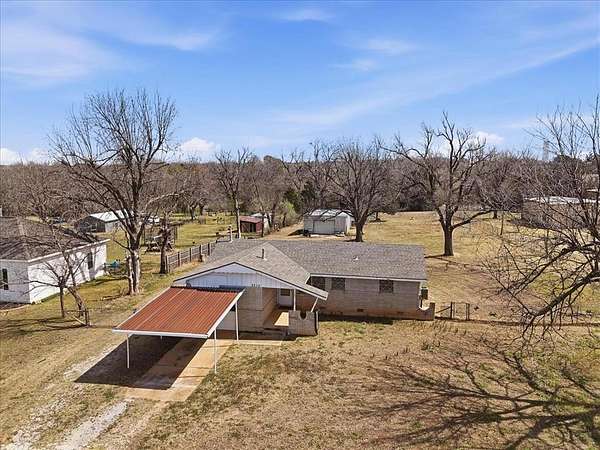 1.8 Acres of Land with Home for Sale in Harrah, Oklahoma