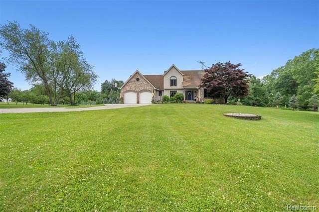 5 Acres of Land with Home for Sale in Howell Township, Michigan