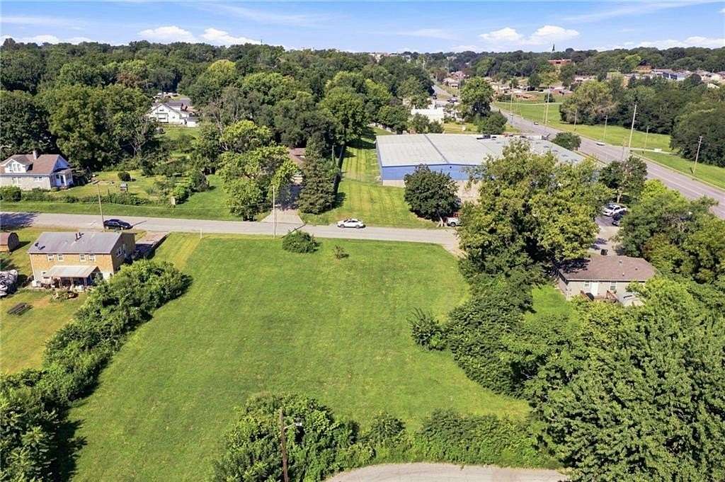 0.66 Acres of Mixed-Use Land for Sale in Independence, Missouri