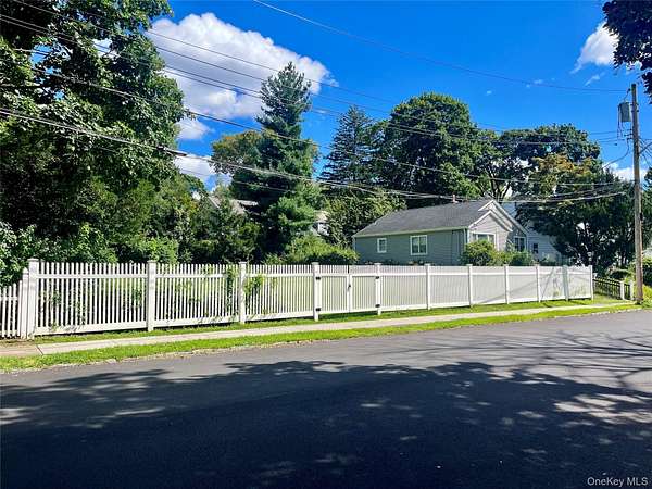0.18 Acres of Residential Land for Sale in Yonkers, New York