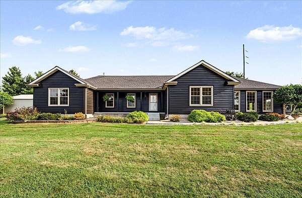 20 Acres of Land with Home for Sale in Cynthiana, Kentucky