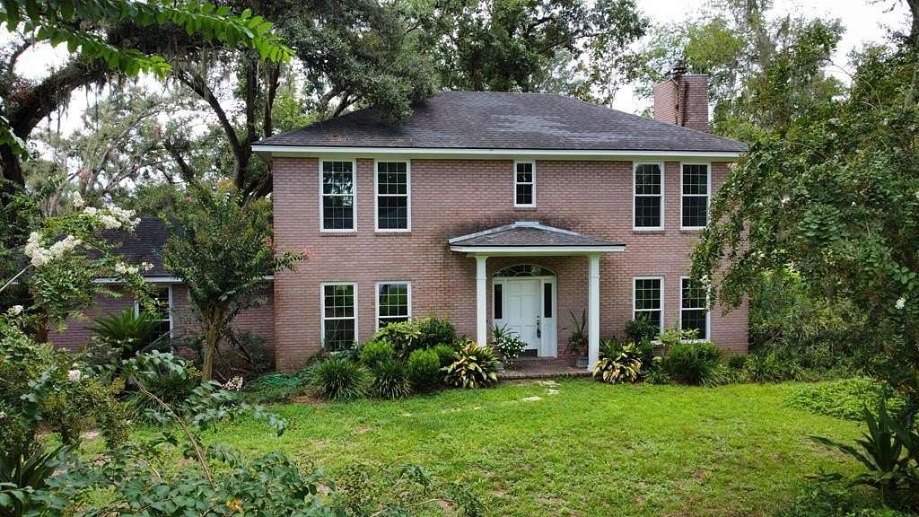 3.23 Acres of Land with Home for Sale in Lake Park, Georgia