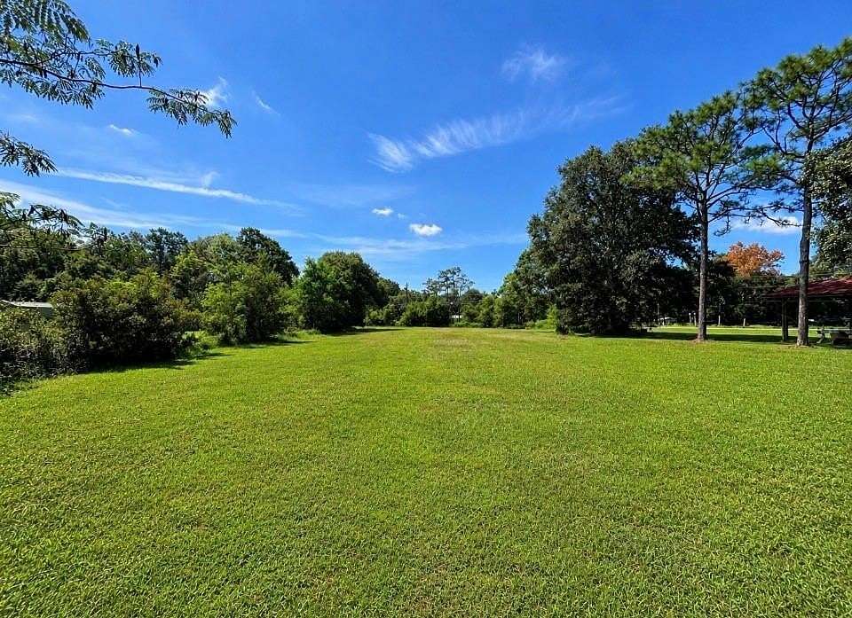 1.14 Acres of Land for Sale in Grand Bay, Alabama