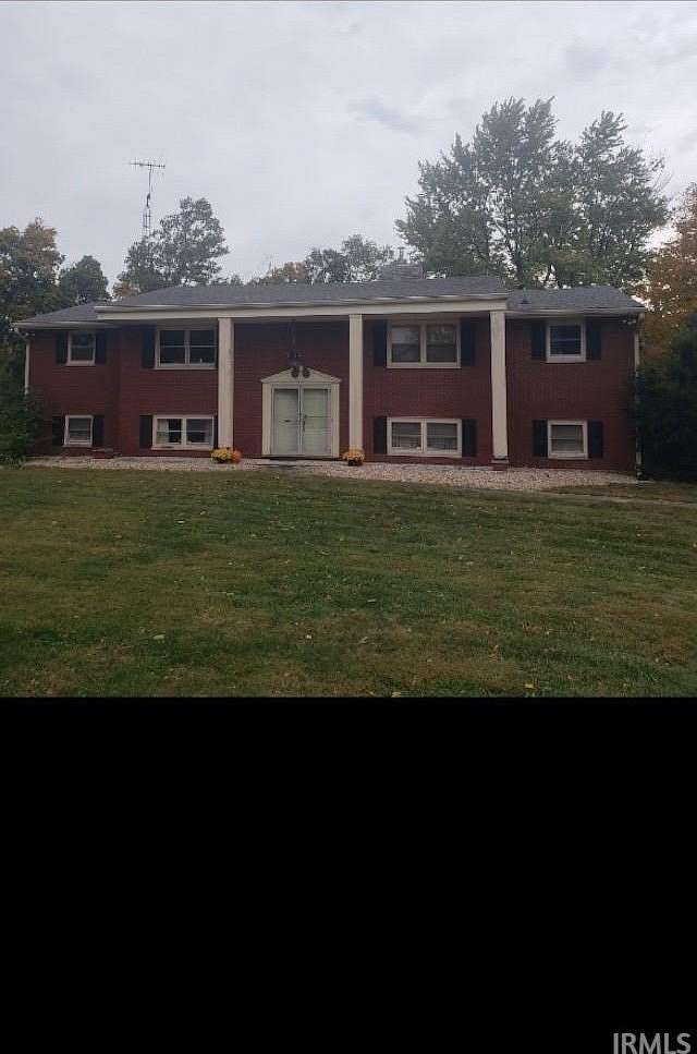 5 Acres of Land with Home for Sale in Albany, Indiana