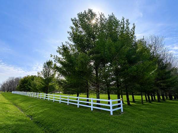 4.66 Acres of Residential Land for Sale in Wilmington, Illinois