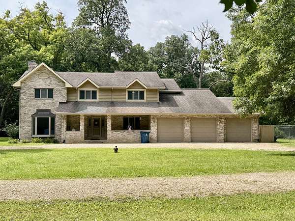 5 Acres of Land with Home for Sale in Dixon, Illinois