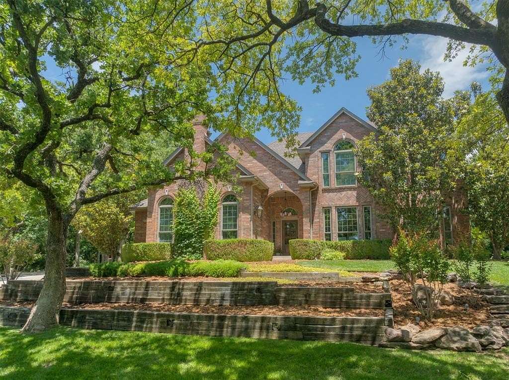 2.24 Acres of Land with Home for Sale in Edmond, Oklahoma