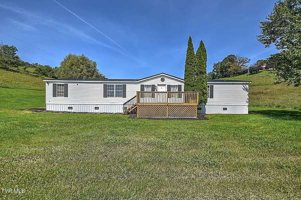 7.8 Acres of Land with Home for Sale in Nickelsville, Virginia