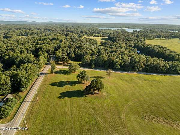 5 Acres of Residential Land for Sale in Crossville, Tennessee