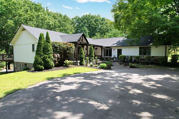 1.6 Acres of Land with Home for Sale in Cleveland, Tennessee