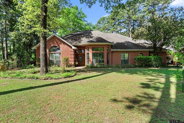 5 Acres of Land with Home for Sale in Flint, Texas