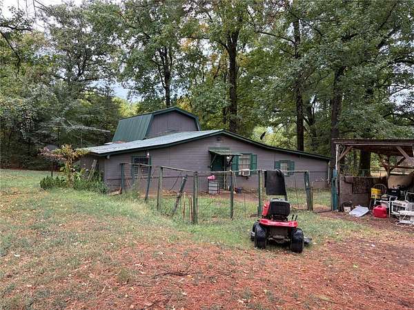 14 Acres of Recreational Land with Home for Sale in Dardanelle, Arkansas
