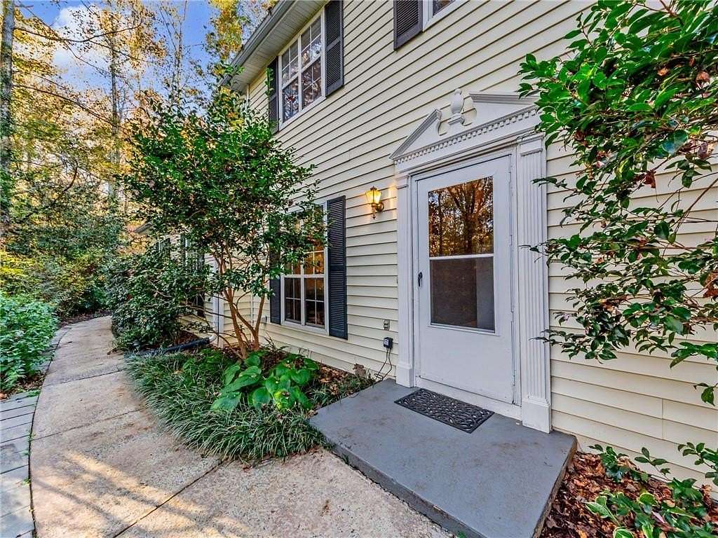 5 Acres of Land with Home for Sale in Canton, Georgia