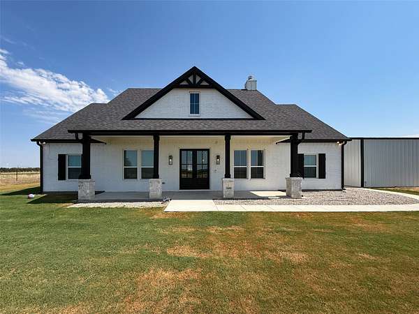 2.19 Acres of Land with Home for Sale in Era, Texas