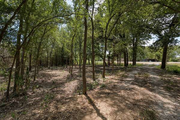 1.89 Acres of Residential Land for Sale in Bellmead, Texas