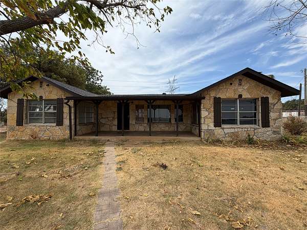 75.3 Acres of Land with Home for Lease in Poolville, Texas
