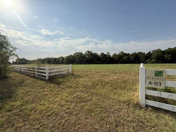 2 Acres of Residential Land for Sale in Sunnyvale, Texas