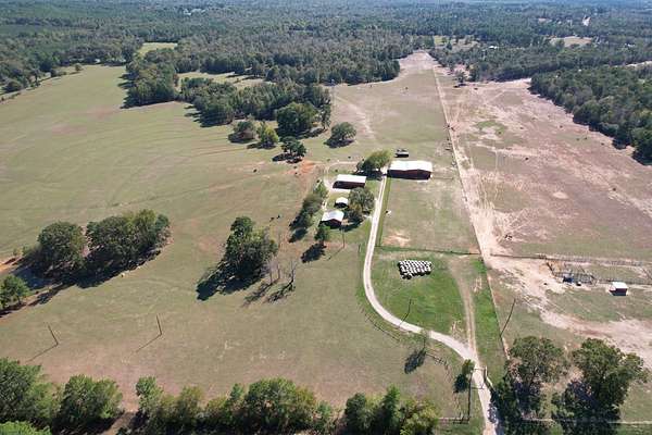 98 Acres of Land for Sale in Cushing, Texas