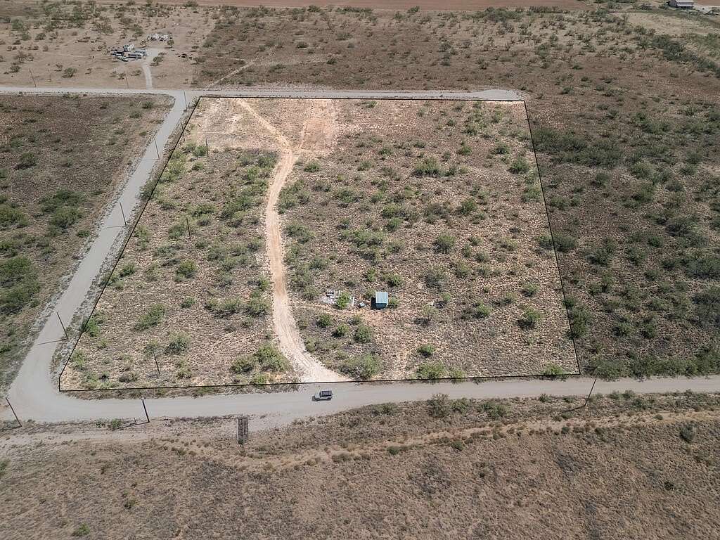11.4 Acres of Land for Sale in Big Spring, Texas