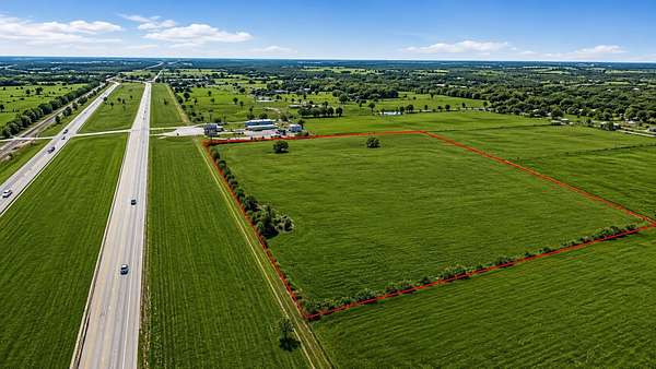 12.8 Acres of Land for Sale in Alvord, Texas