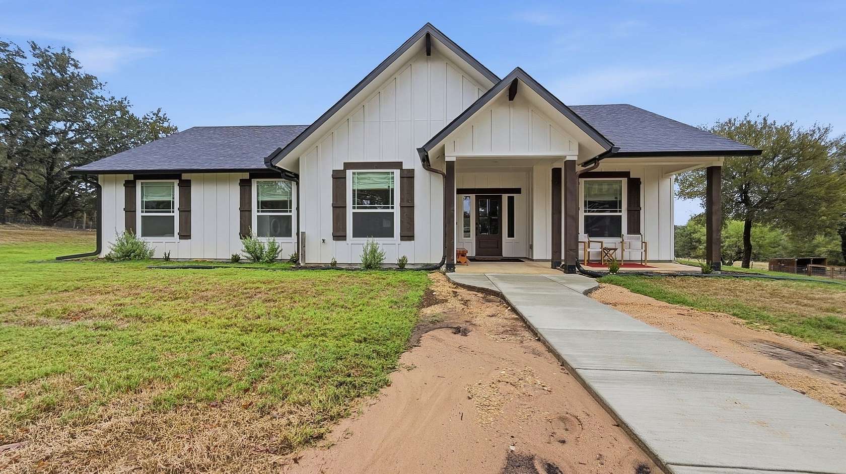 47.3 Acres of Land with Home for Sale in Jonesboro, Texas
