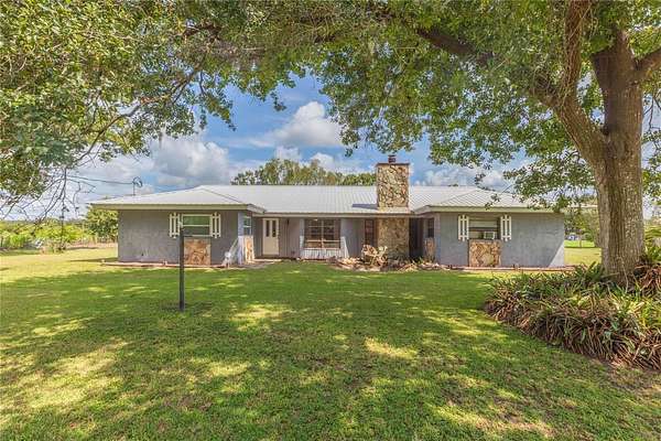2.85 Acres of Land with Home for Sale in Lithia, Florida