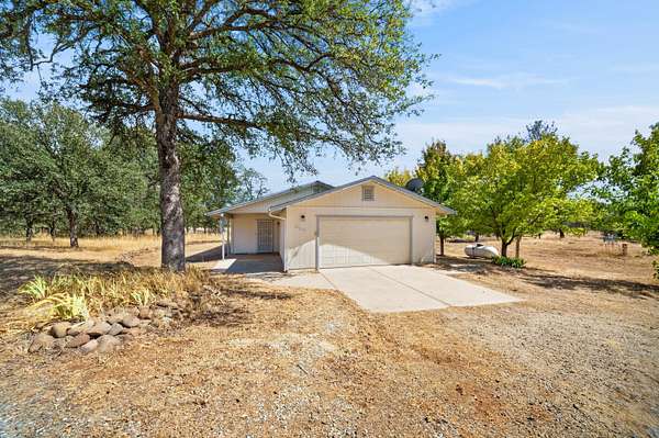 5.26 Acres of Land with Home for Sale in Anderson, California