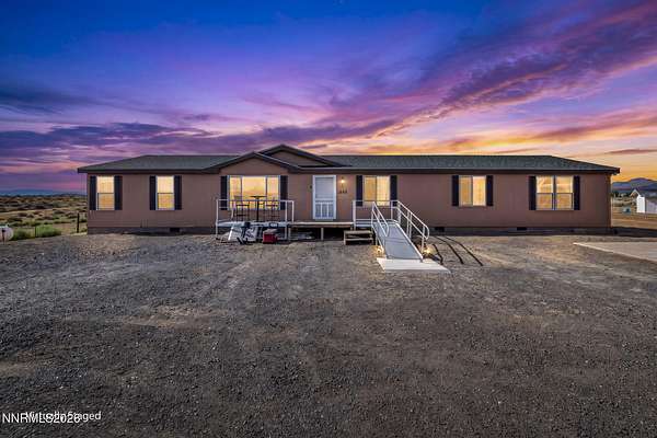 4.43 Acres of Land with Home for Sale in Silver Springs, Nevada