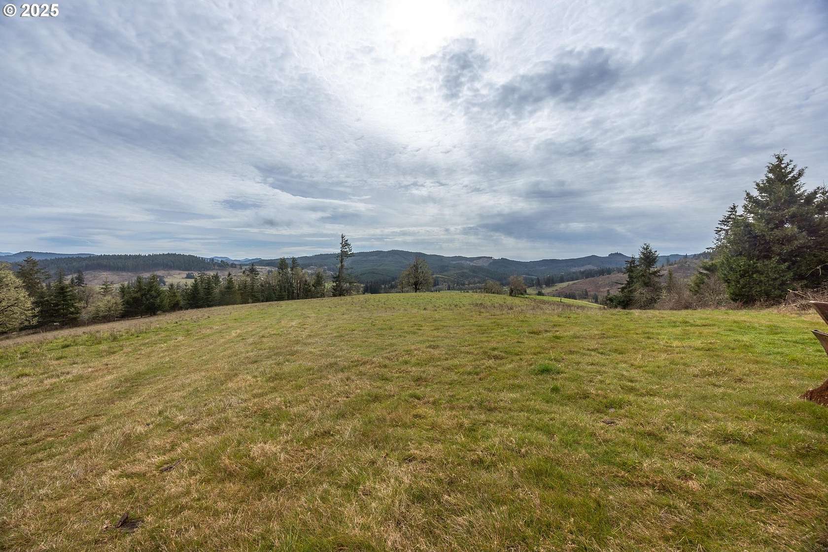 65.8 Acres of Recreational Land for Sale in Cottage Grove, Oregon