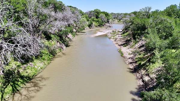 60 Acres of Land for Sale in Valley Mills, Texas