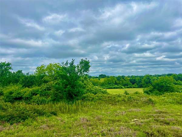 2 Acres of Residential Land for Sale in Poolville, Texas