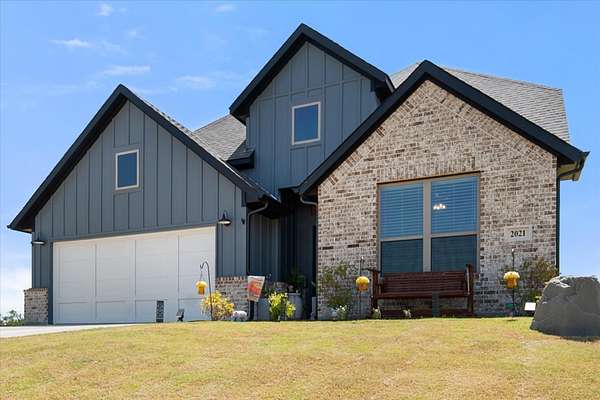 2 Acres of Land with Home for Sale in Weatherford, Texas