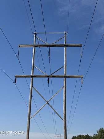 598 Acres of Land for Sale in Joplin, Missouri